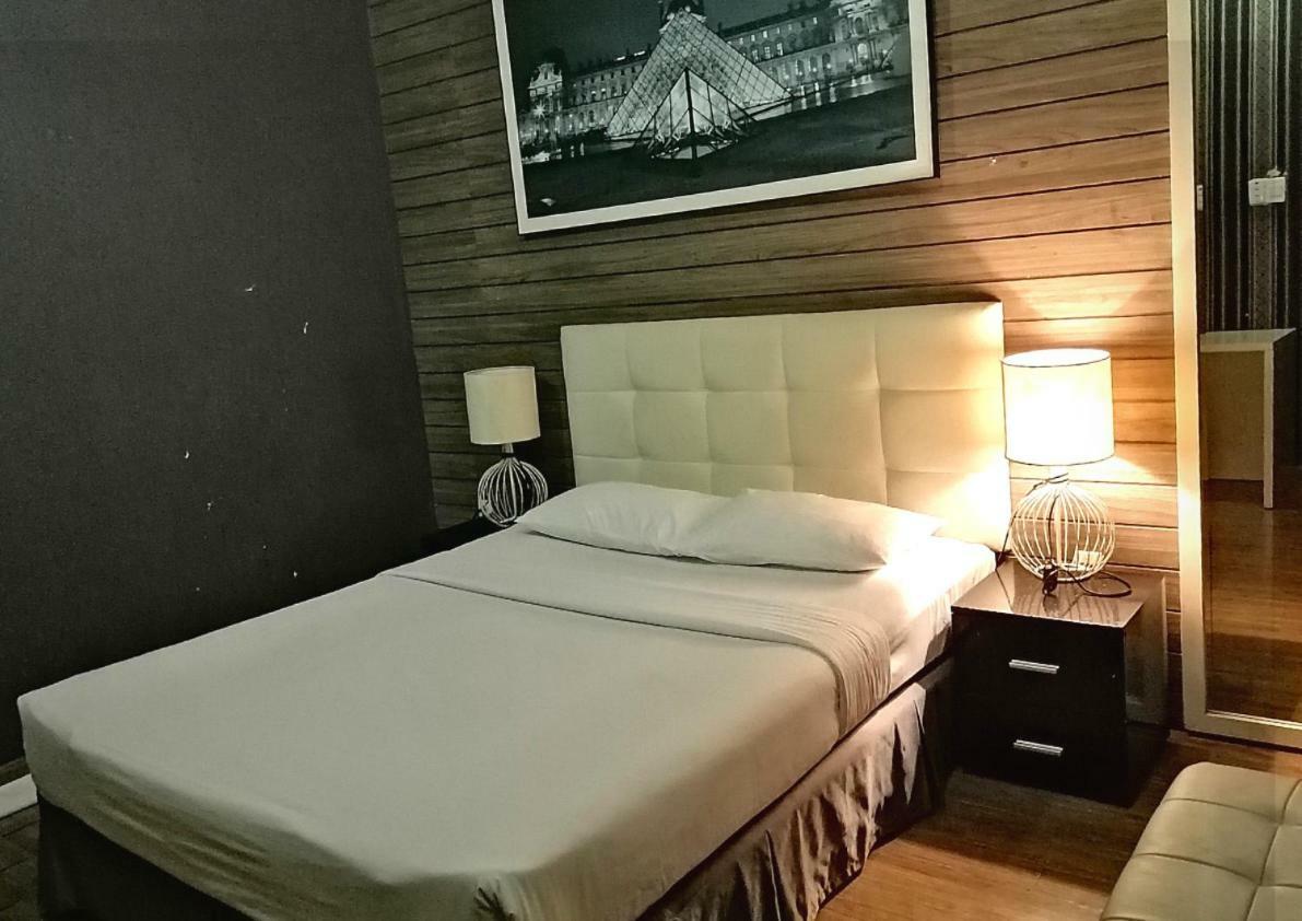 הו צ'י מין סיטי Aha Friday Hotel Le Hong Phong מראה חיצוני תמונה
